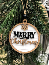 Load image into Gallery viewer, Round Merry Christmas Ornament - Personalize-able